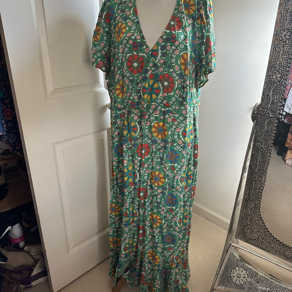 Green floral dress​